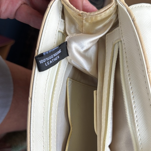 DKNY Donna Karan Cream Leather Quilted Bag Gold Hardware Detachable Strap - Picture 12 of 14